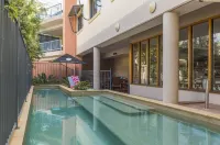Byron Quarter Apartments Hotels in Byron Bay