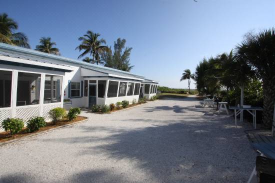Tropical Winds Beachfront Motel And Cottages Room Reviews Photos Sanibel 2021 Deals Price Trip Com