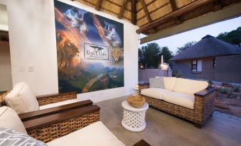 Bushbaby River Lodge