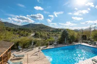 Holiday Inn Asheville East-Blue Ridge Pkwy Hotels in Buncombe County