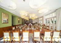 호텔 애스토리아 벌러톤퓌레드