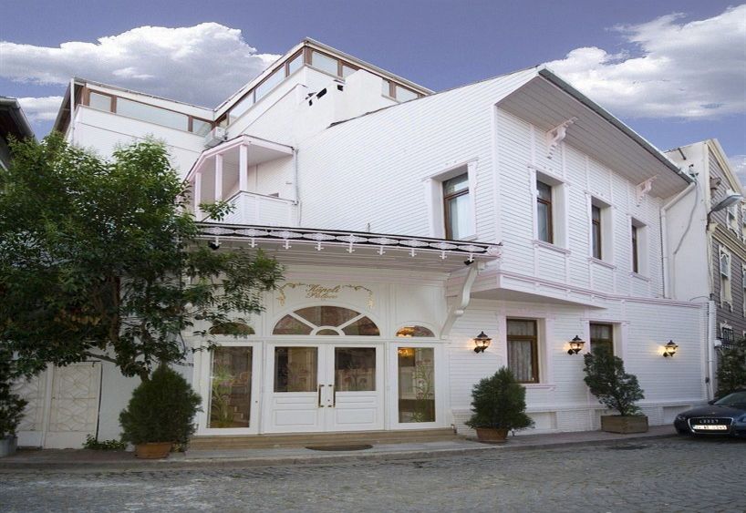 Kupeli Palace Hotel