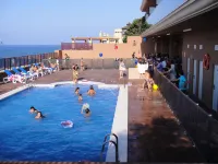 Aparthotel El Faro - piscina