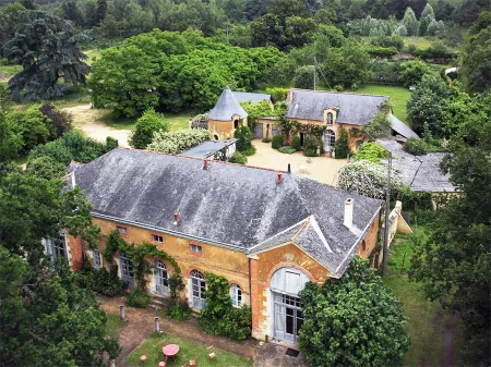 Château de Chambiers Отели в г. Боже ан Анжу