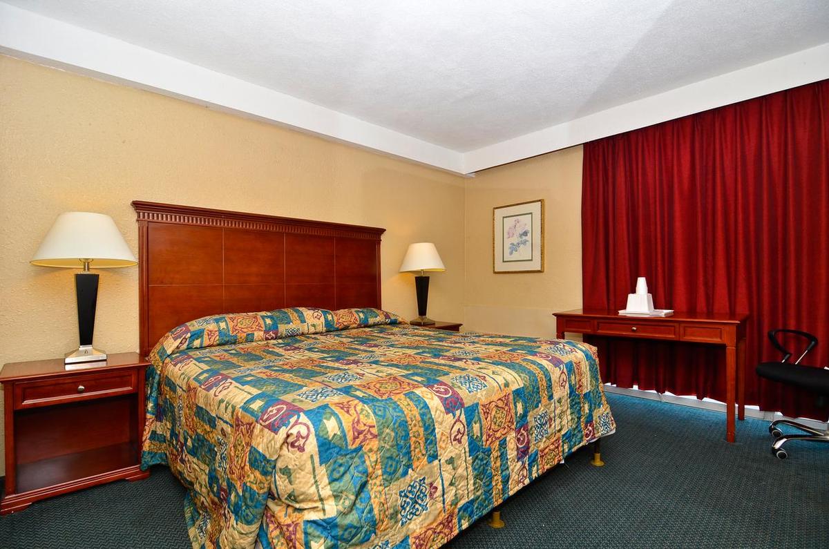 Travel Inn Petersburg Fort Lee