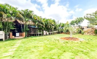 Hotel Naveen Regency - Housity