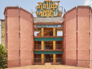 Ganaka Motel