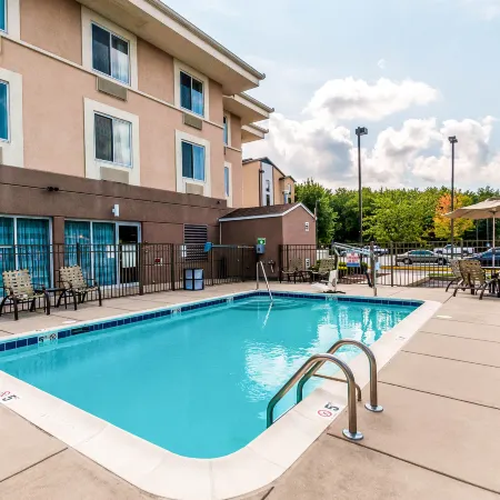 Sleep Inn & Suites