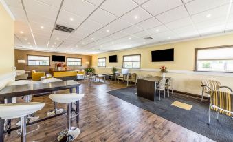 Comfort Inn & Suites Barnesville - Frackville