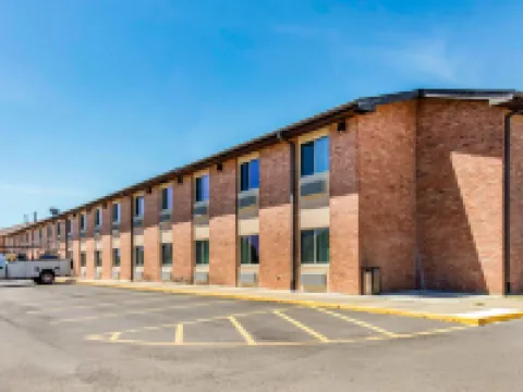 Quality Inn Hotels in Batesville