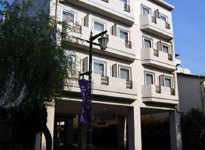 Purple Hotel Futsukaichi
