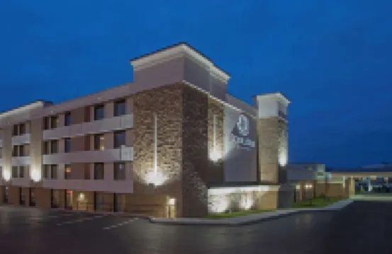 DoubleTree by Hilton Schenectady Downtown