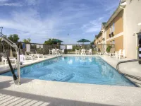 Quality Inn Hotels in Fitzgerald