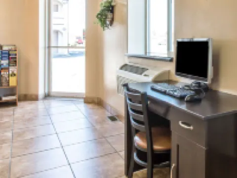 Riverton Inn & Suites Riverton Hotels in Riverton