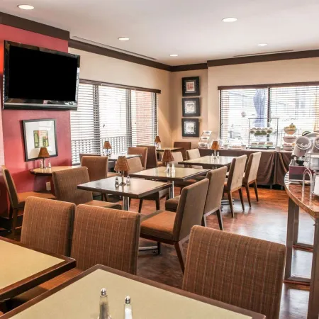 Holiday Inn INDIANAPOLIS DOWNTOWN by IHG