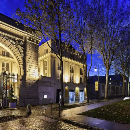 Hôtel le Louis Versailles Château - MGallery
