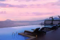 Four Points by Sheraton Manado Hotels in Sario