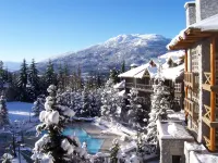 Blackcomb Springs Suites by CLIQUE - Mountain view