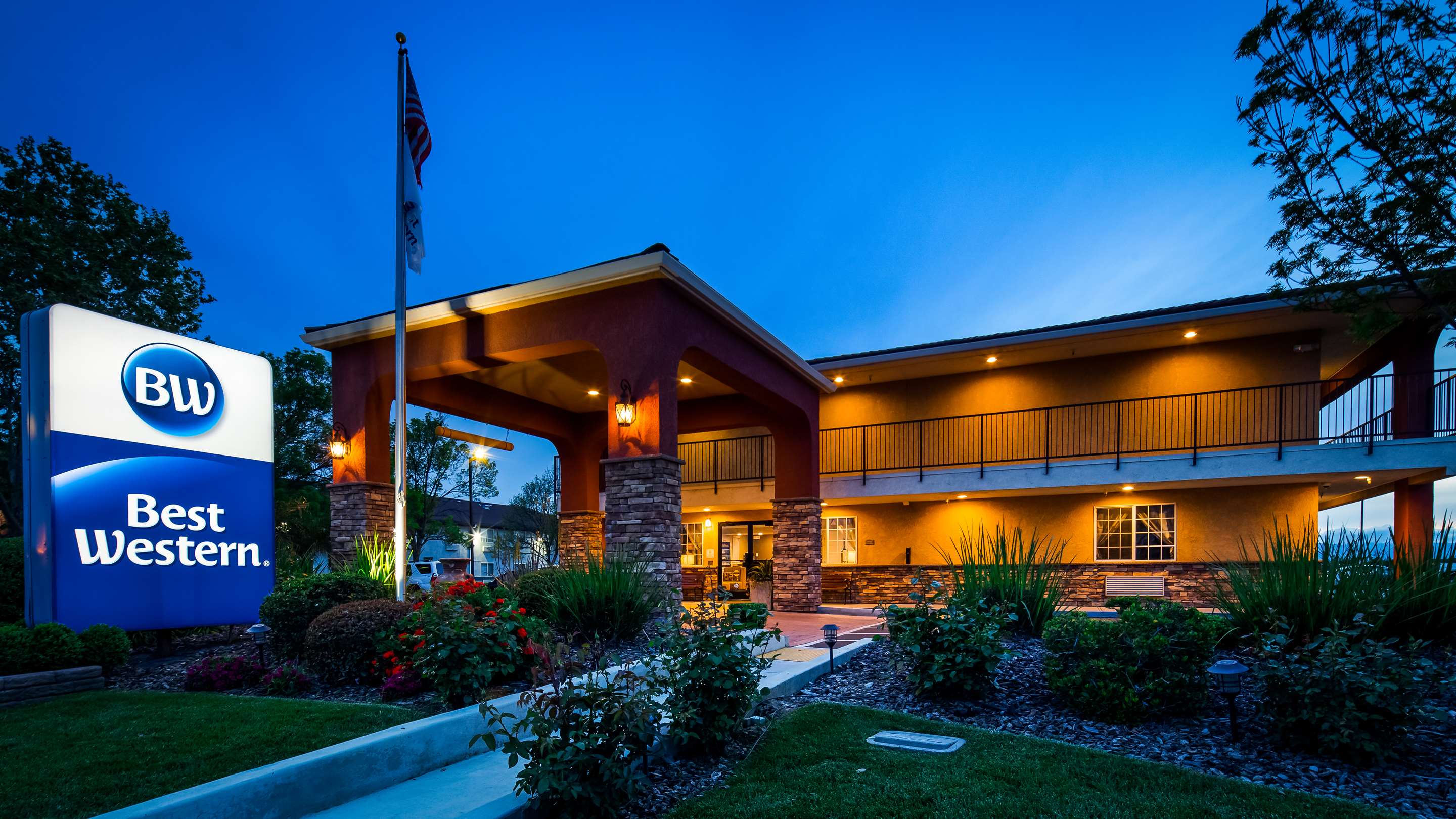 Best Western Willows Inn