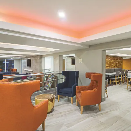 La Quinta by Wyndham Orange County Airport