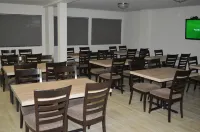 Super 8 by Wyndham Grande Prairie