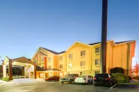 Comfort Inn & Suites Macon North I-75