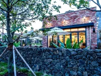 Arts Spa & Poolvilla Hotels near Udo