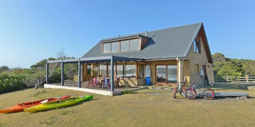 Cloudy Bay Villa
