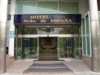 Hoteles Urbanos N Avenida de España Отели рядом с достопримечательностью «Universidad Rey Juan Carlos»