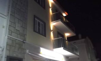 Na Crista da Onda - Housity