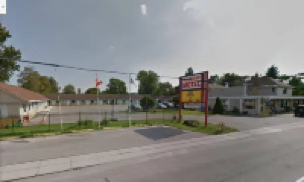 美國廣場汽車旅館