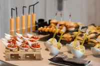 Hotel Cadiz Paseo Del Mar by Melia - breakfast
