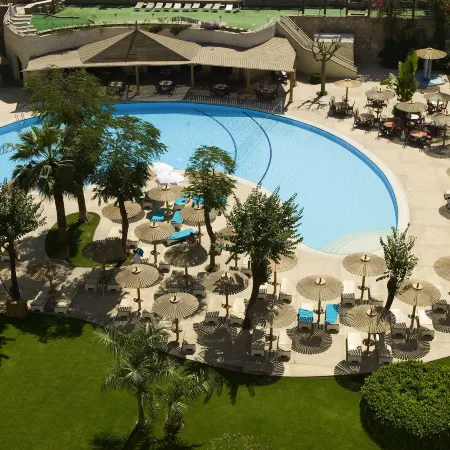 Aracan Eatabe Luxor Hotel