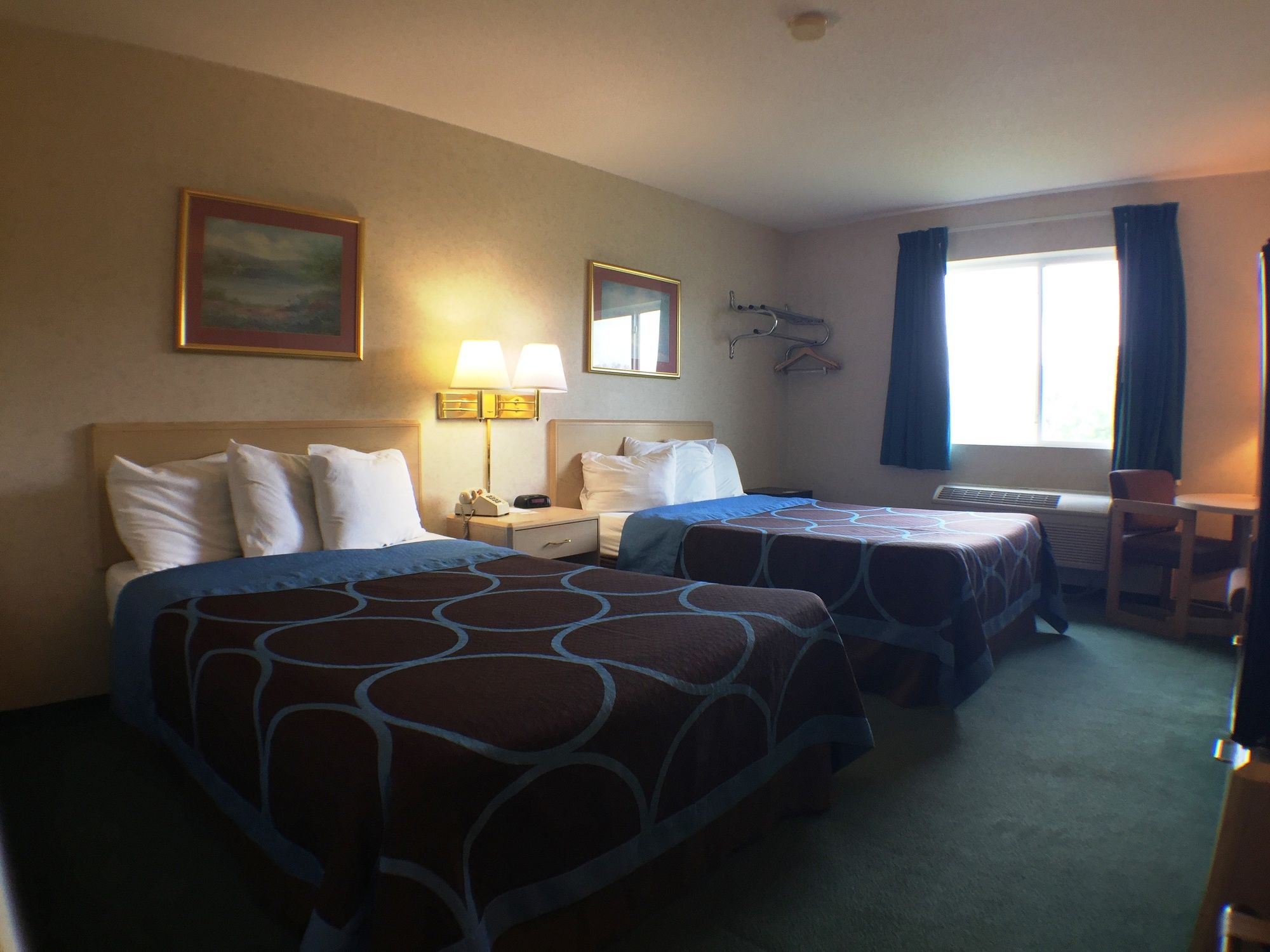 Super 8 by Wyndham Canandaigua