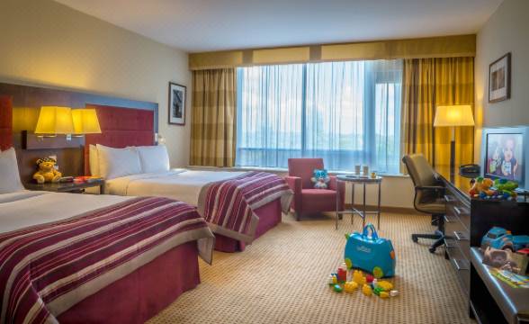 jumbo pillow size chart