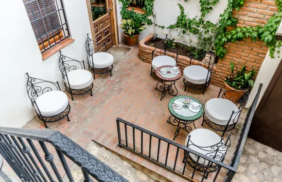 YIT阿本託菲兒酒店