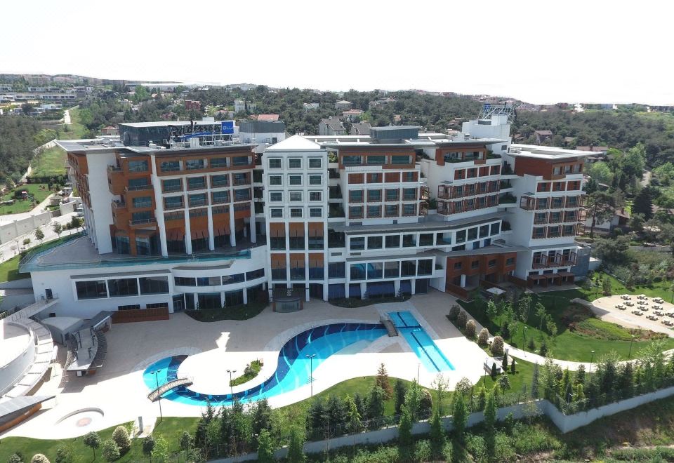 hotel overview picture