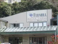 Fernhill Motor Lodge - parking