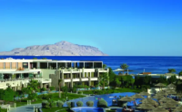 Coral Sea Imperial "Coral Sea Sensatori" Hotels near Coral Sea Sensitori Pontoon