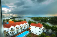 Charming Riverside Hotel Hotels in Vy Da