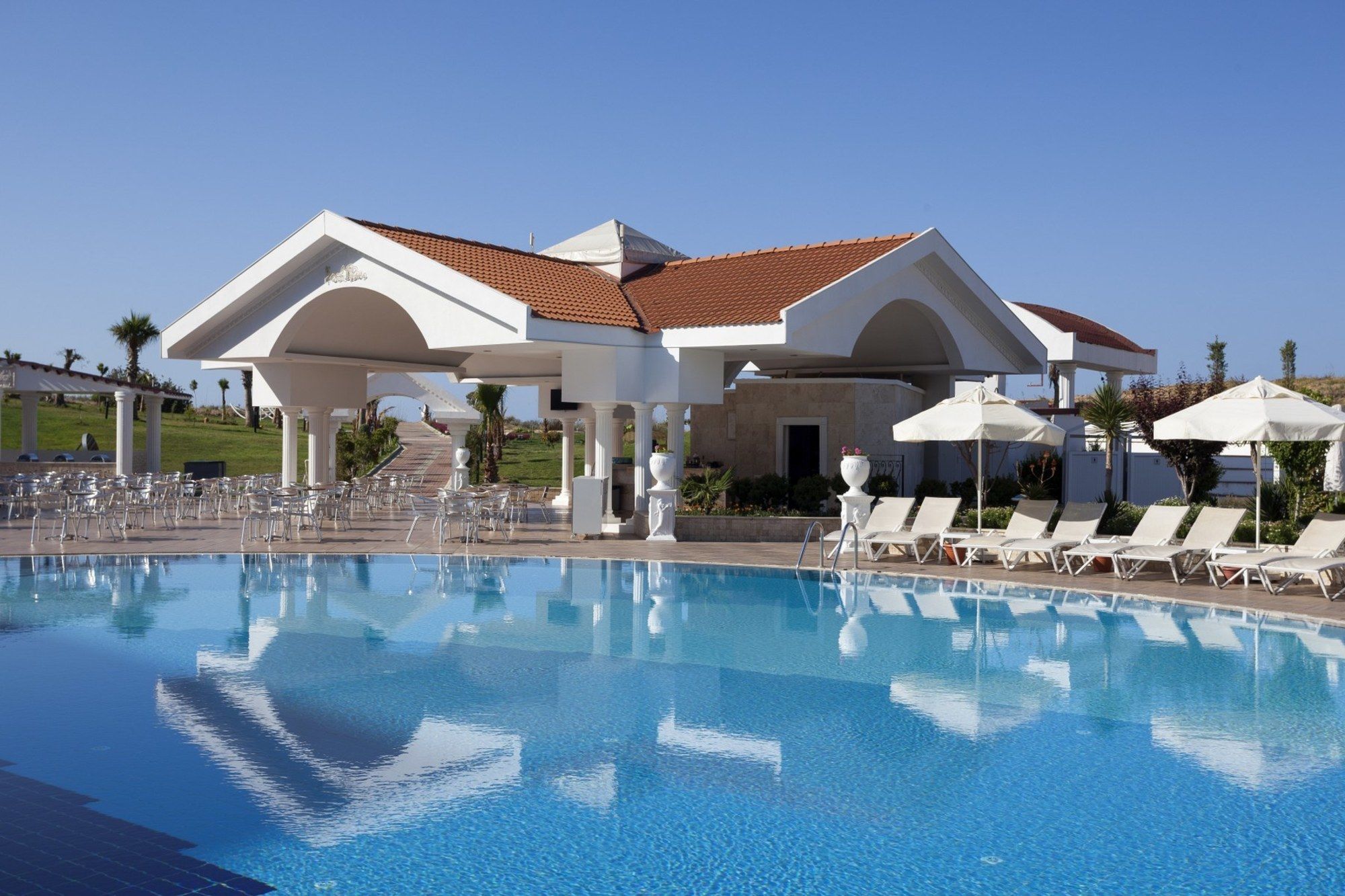 Roma Beach Resort and Spa