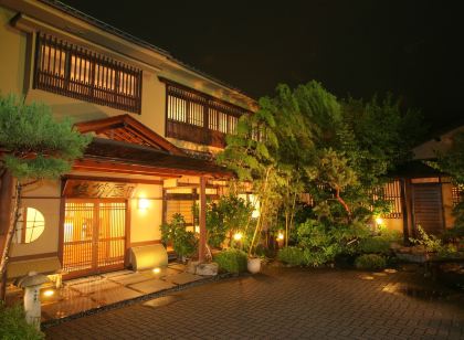 松本の美ヶ原温泉 湯宿 和泉屋善兵衛周辺のホテル 21おすすめ旅館 宿 Trip Com