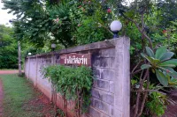 Pasak Resort Sawang Dandin Hotels near Wat Inthara Suwan