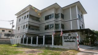 the-gun-hotel
