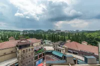 Homeinn Selected Hotel (Guiyang Huaxi Park Guizhou University) - غرفة مطلة على الجبل