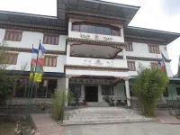 Namsay Chholing Resort Hotels near Indo Bhutan Freindship Bazaar