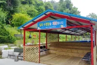 Muju Sansaesori Pension (Football Field, Group Barbecue, 23 Years of Remodeling)