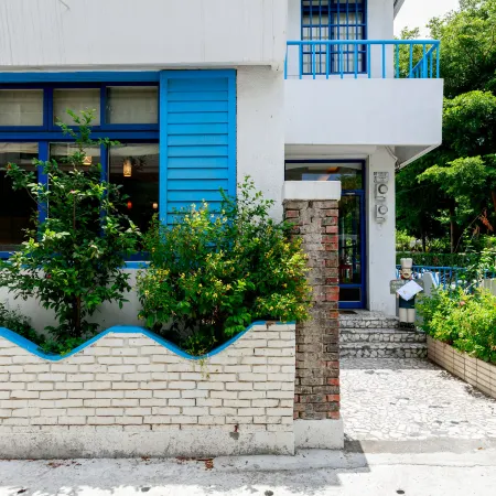 Oia Cafe Hostel Отели рядом с достопримечательностью «Парк Paposogan»