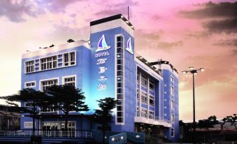 Ocean Hotel