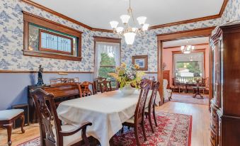 Covington Manor - Housity